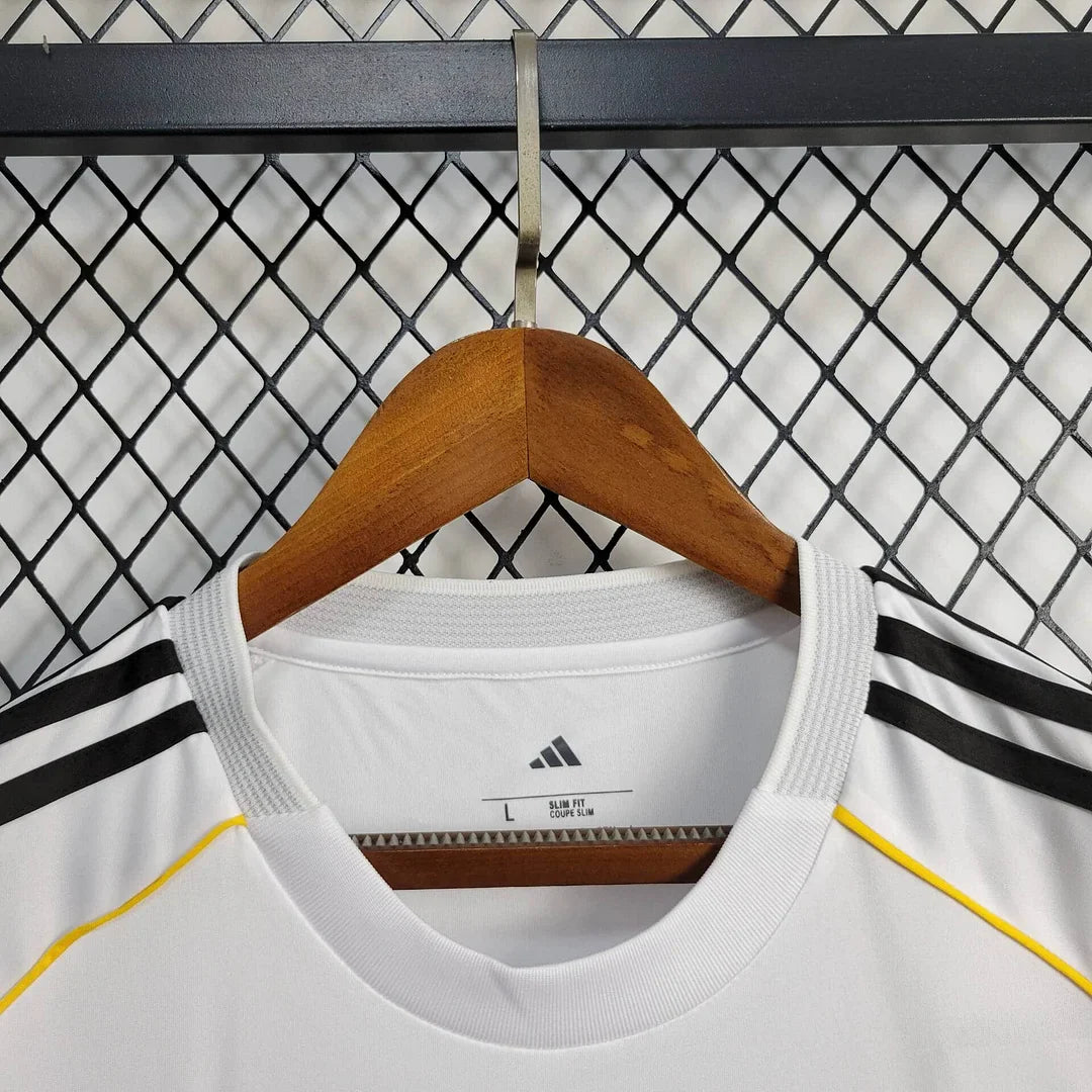 2025/2026 Real Madrid Home Football Shirt