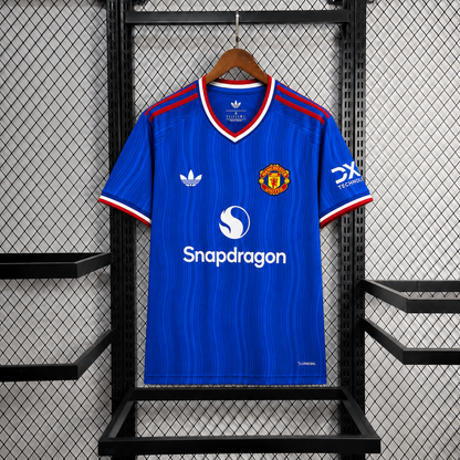 Manchester United Auswärtstrikot 2026/27