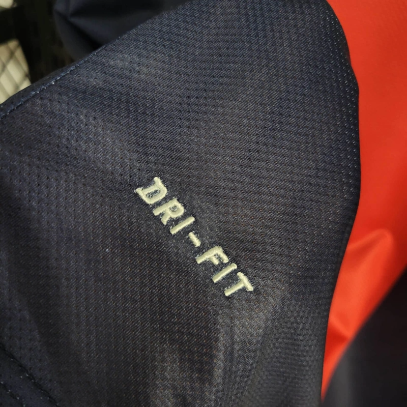 2013/2014 Retro Paris Saint-Germain Home Football Shirt 1:1 Thai Quality