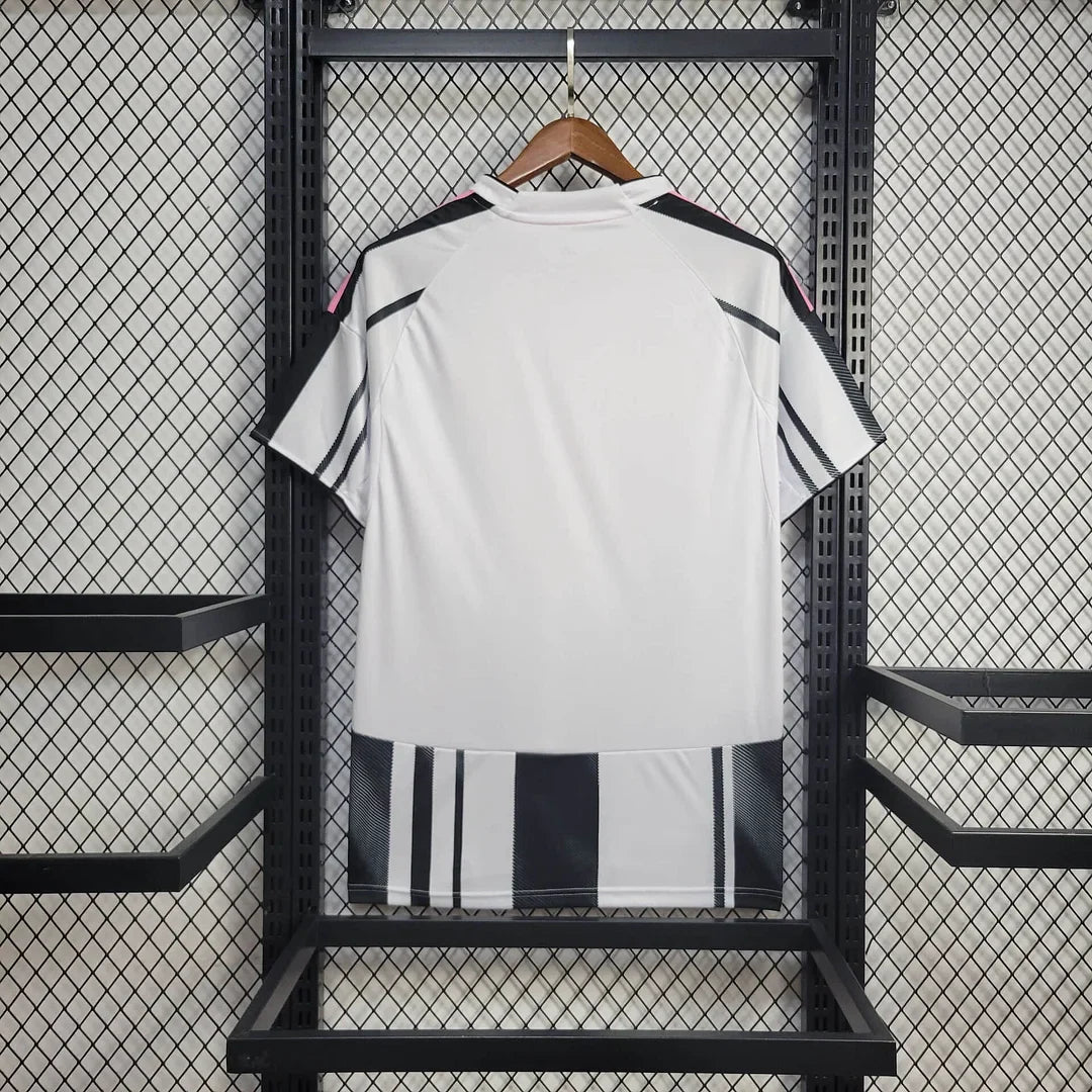2025/2026 Juventus Home Football Shirt